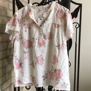 Very cute NWT Lucky Brand Blouse